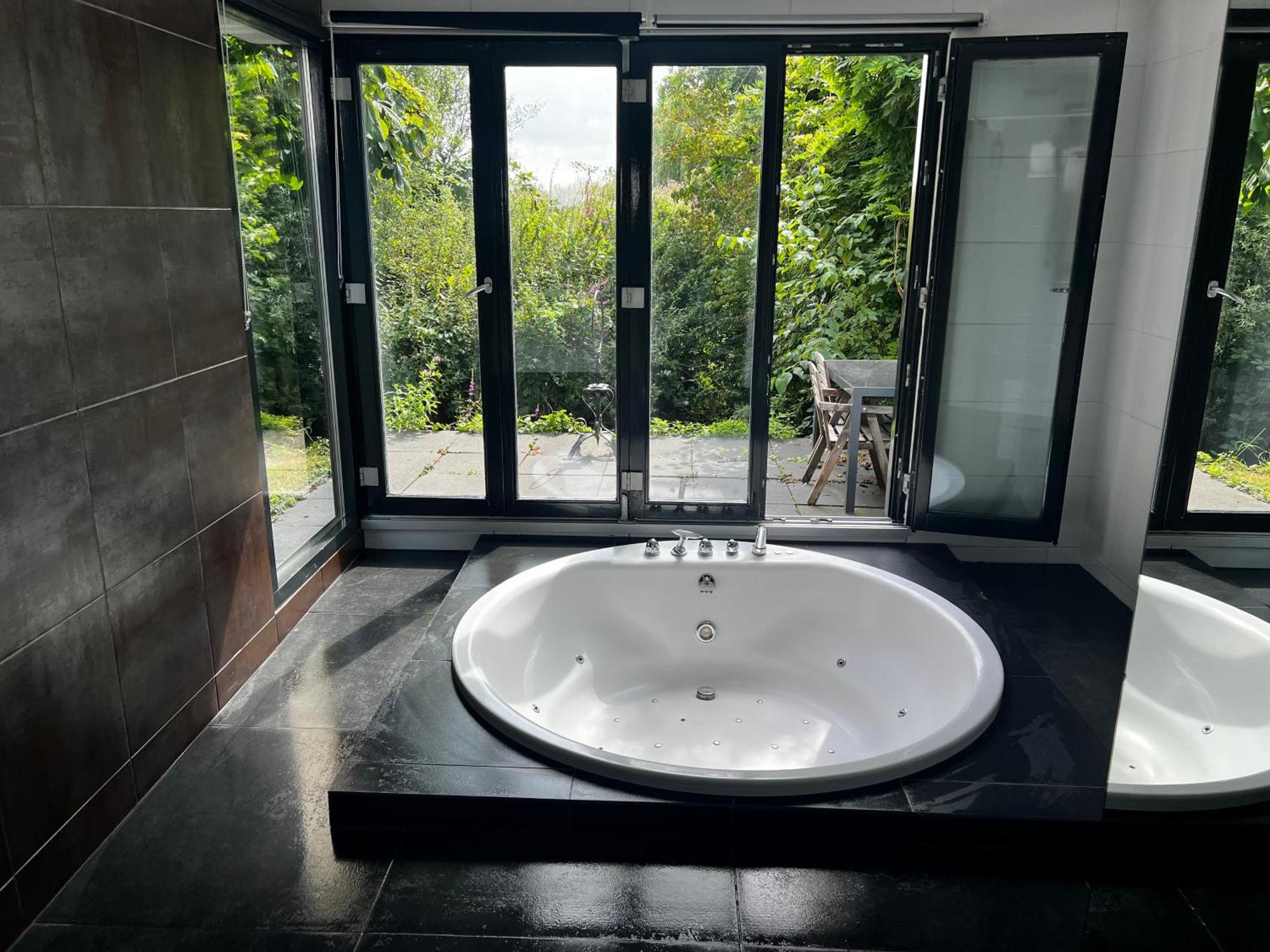 Bungalow Haarlem Amsterdam With Jacuzzi Vijfhuizen Εξωτερικό φωτογραφία